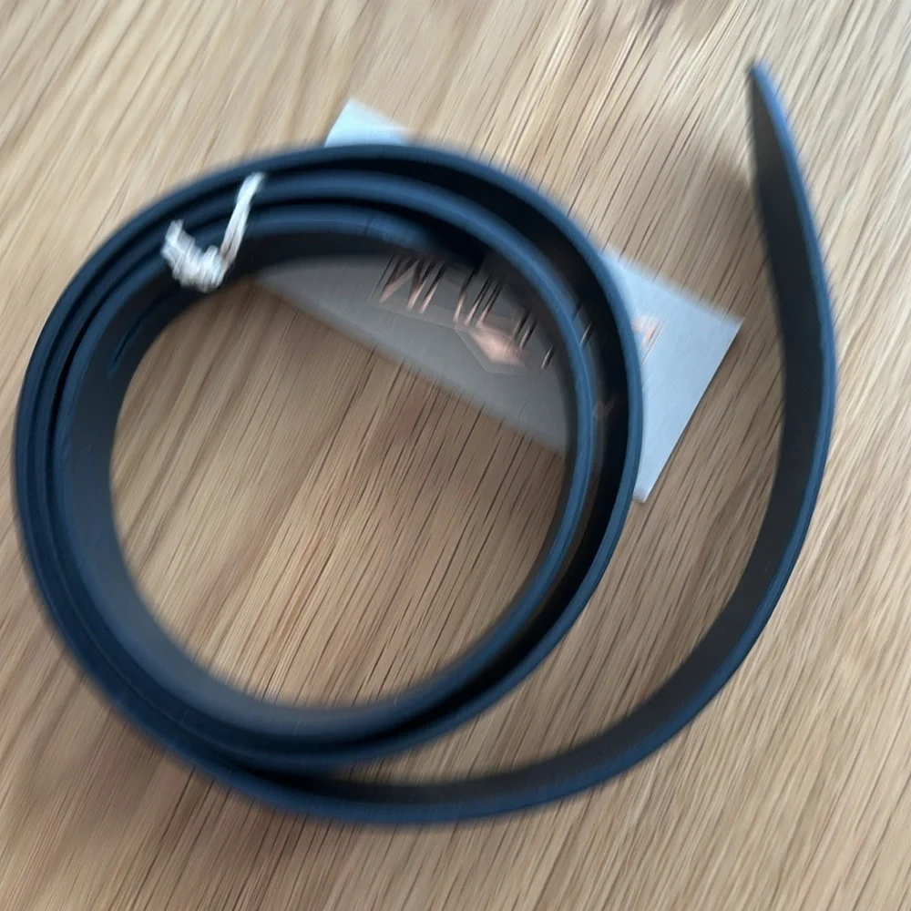 NWOT Isabel Marant Lecce Knot Black Leather Belt S - Picture 2 of 4